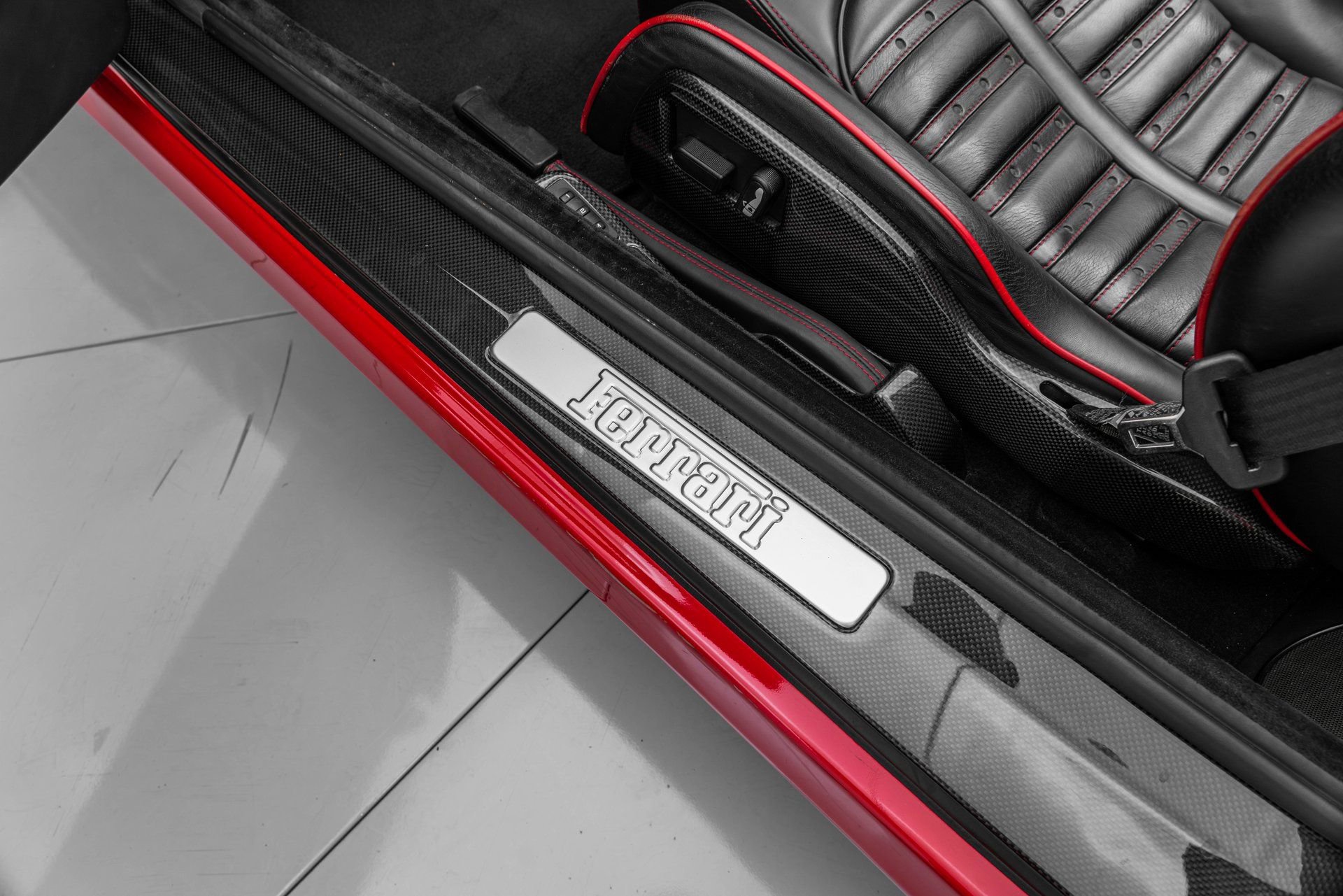 Used 2005 Ferrari 575M Maranello Superamerica RWD image 27