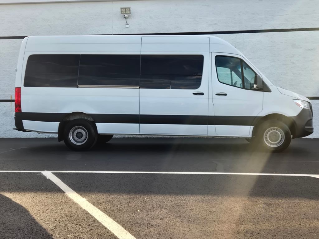 Used 2020 Mercedes-Benz Sprinter 3500 image 7