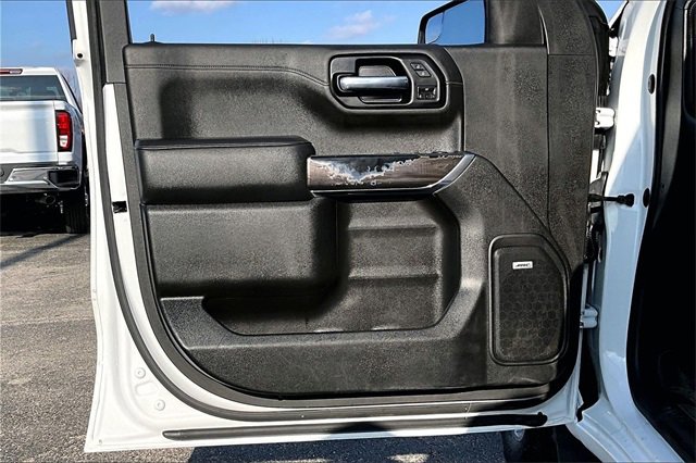 Used 2020 Chevrolet Silverado 1500 LTZ w/ LTZ Convenience Package image 21