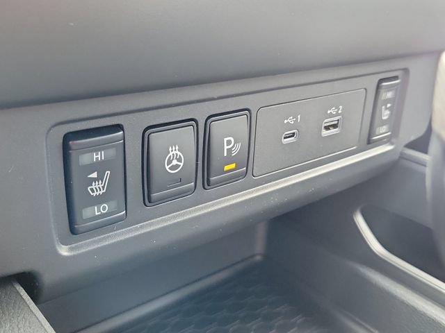 New 2026 Nissan Frontier SV w/ All-Weather Content Package AWD/4WD image 30