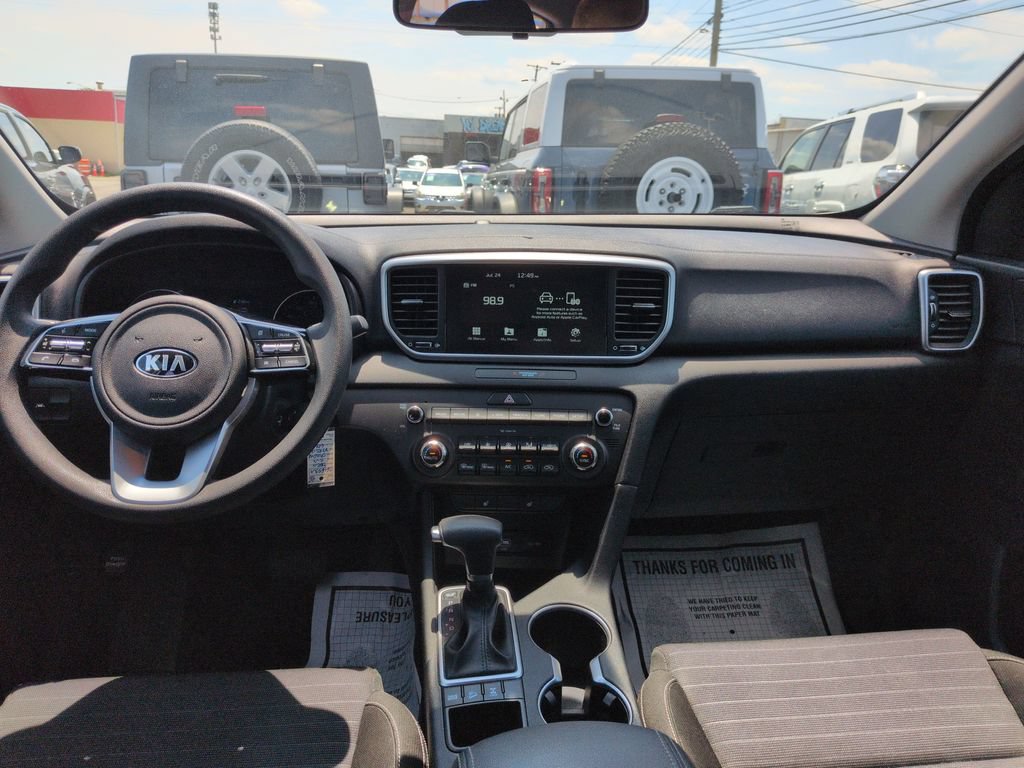 Used 2020 Kia Sportage LX w/ LX Popular Package AWD/4WD image 12