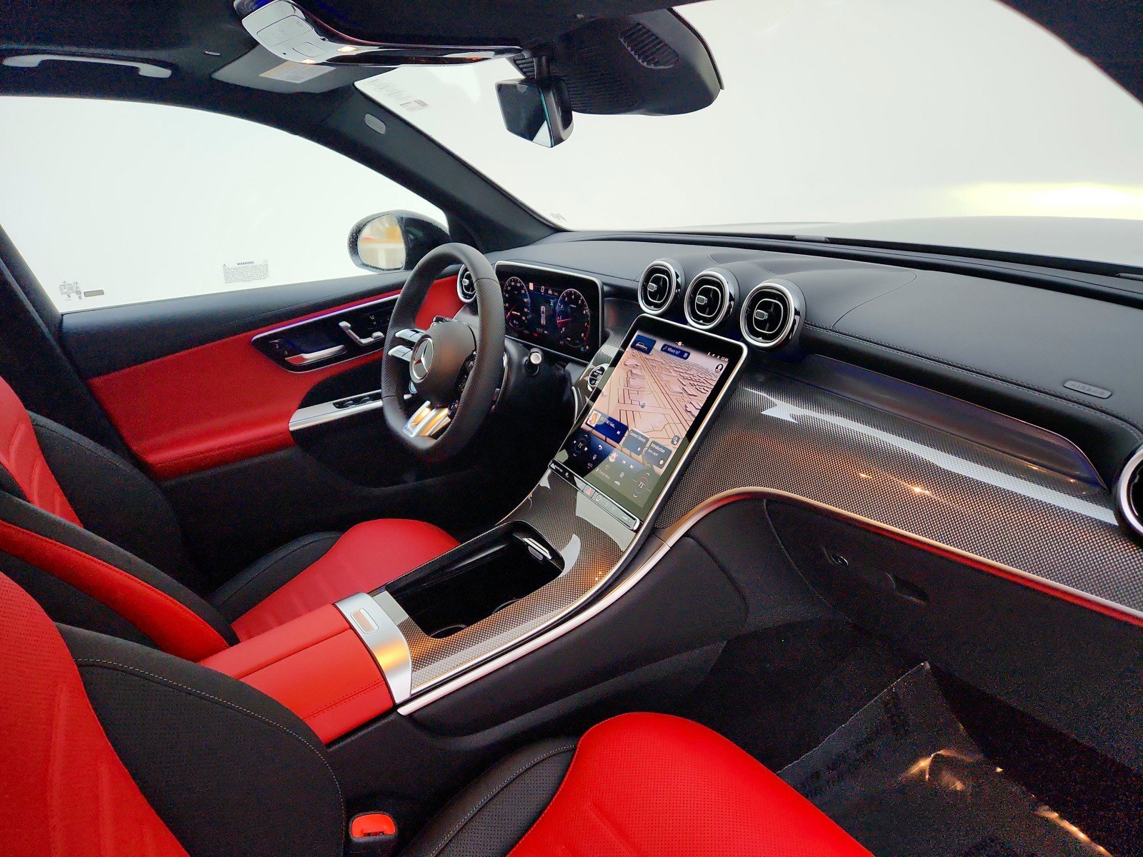Certified 2025 Mercedes-Benz GLC 43 AMG 4MATIC image 19