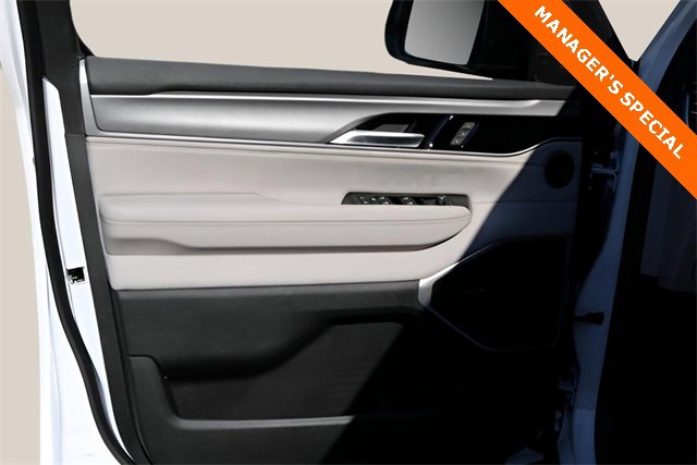 New 2025 Jeep Wagoneer L Series II image 10