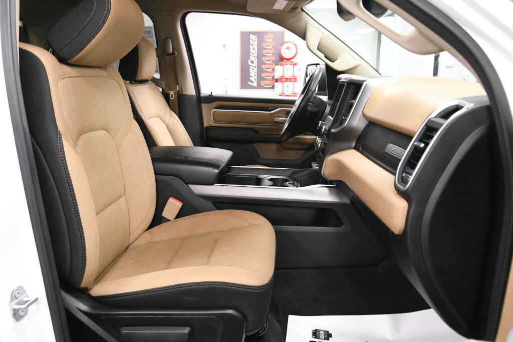 Used 2020 RAM 1500 Big Horn image 24