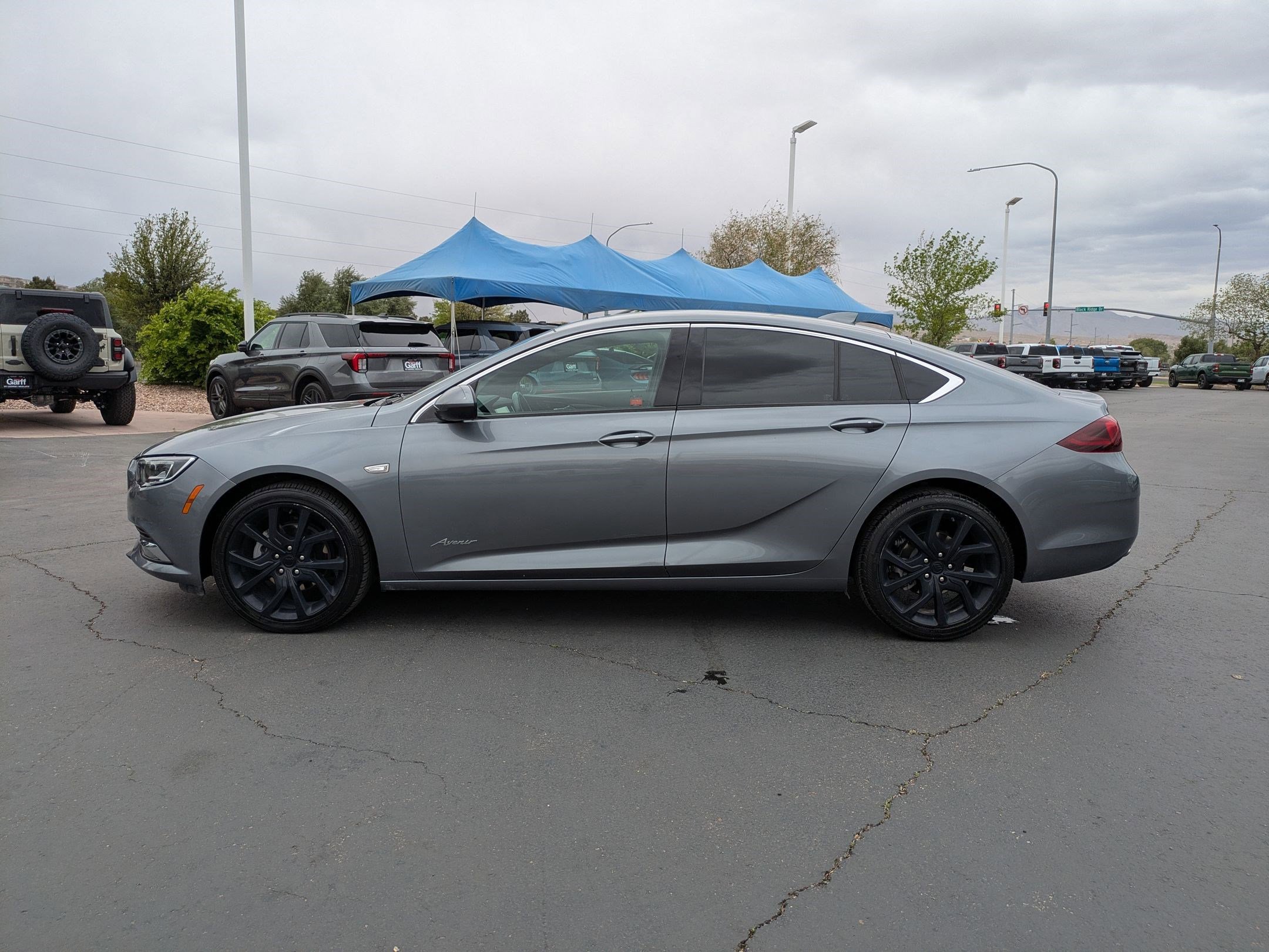 Used 2020 Buick Regal Avenir w/ Driver Confidence Package II image 6