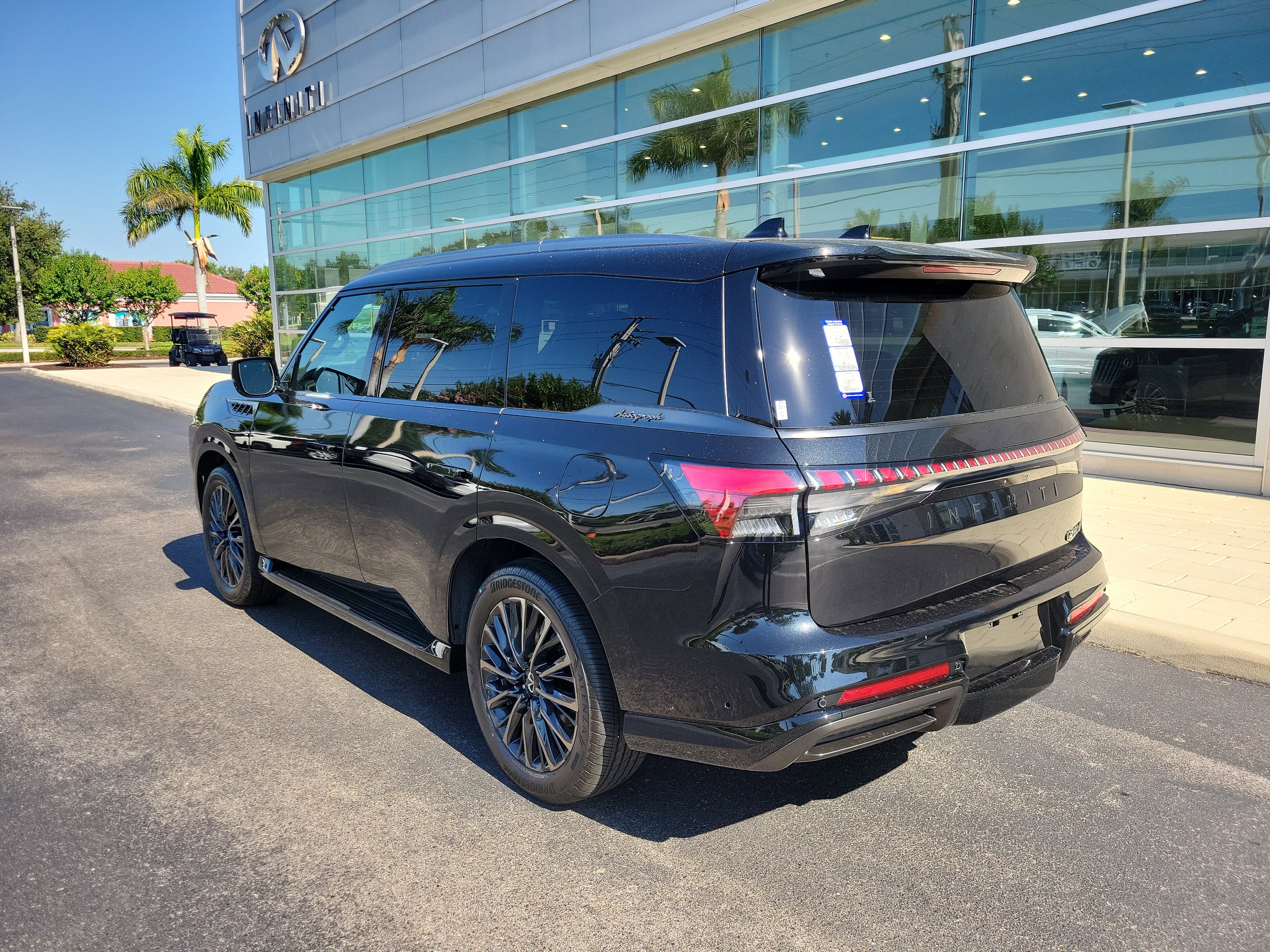 New 2026 INFINITI QX80 Autograph AWD/4WD image 6