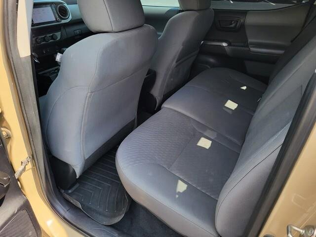 Used 2020 Toyota Tacoma SR5 image 23