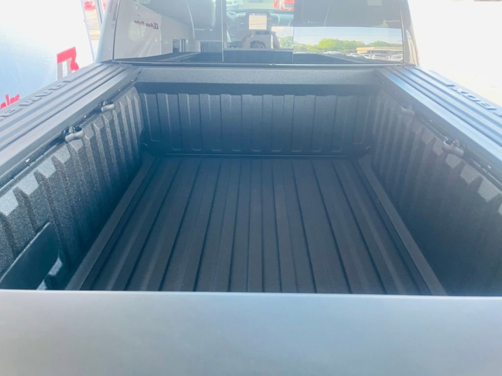 New 2025 RAM 1500 Limited image 14