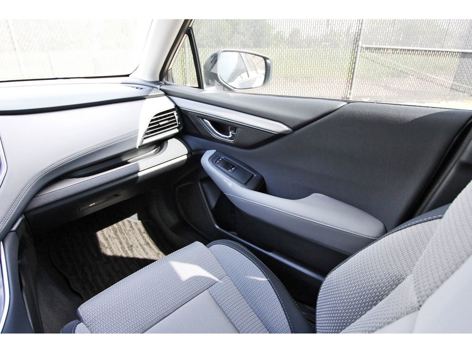 Certified 2025 Subaru Outback Premium image 10