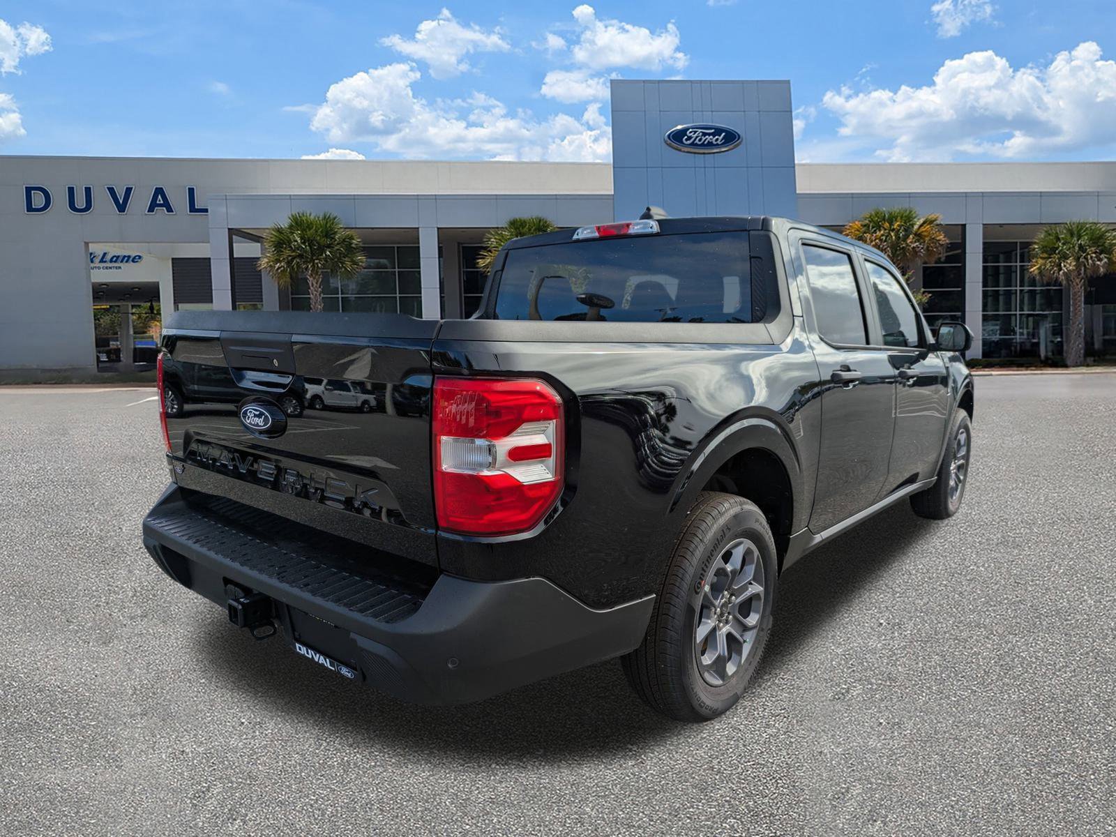 New 2025 Ford Maverick XLT w/ XLT Luxury Package image 3