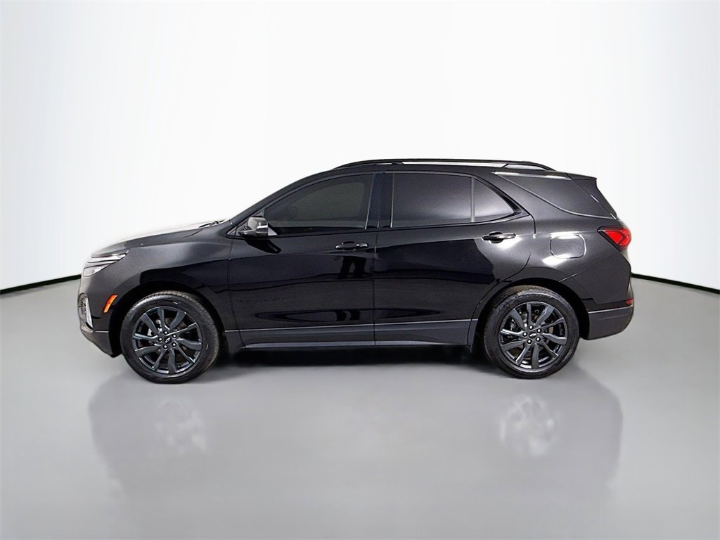 Used 2023 Chevrolet Equinox RS w/ RS Leather Package image 8