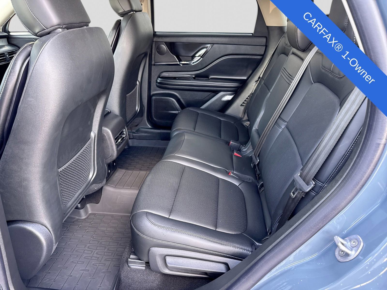 Used 2025 Lincoln Corsair AWD w/ Equipment Group 101A image 23
