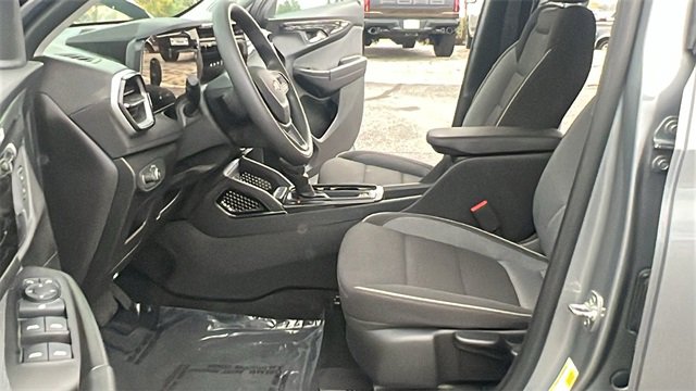 Used 2025 Chevrolet TrailBlazer LT image 17