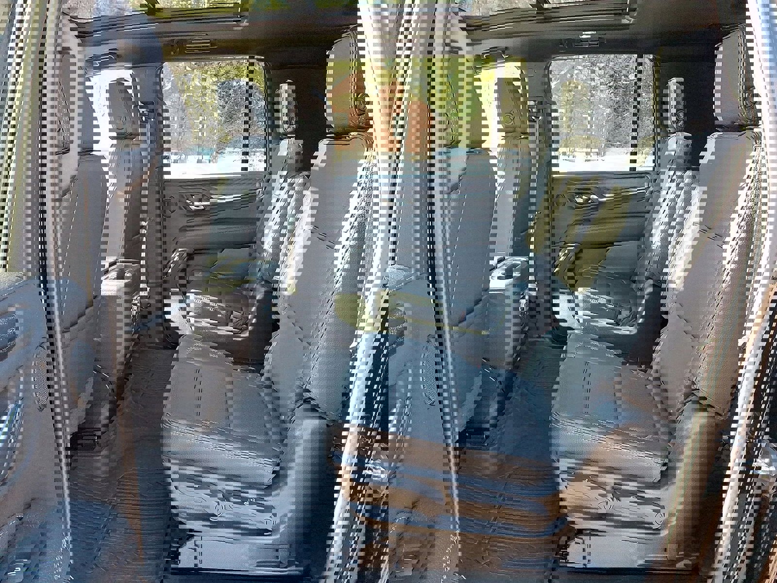 Certified 2023 GMC Yukon XL Denali image 20