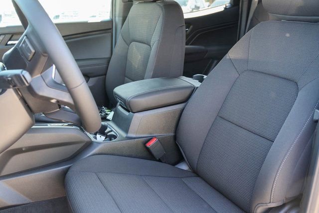 New 2026 GMC Canyon Elevation w/ Convenience Package image 8