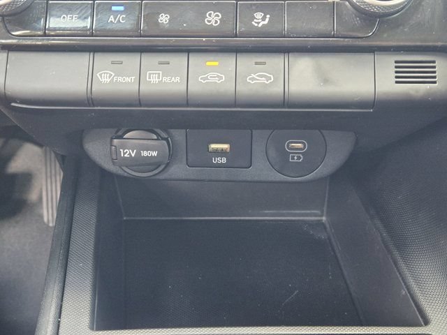Used 2025 Hyundai Elantra Hybrid FWD image 19