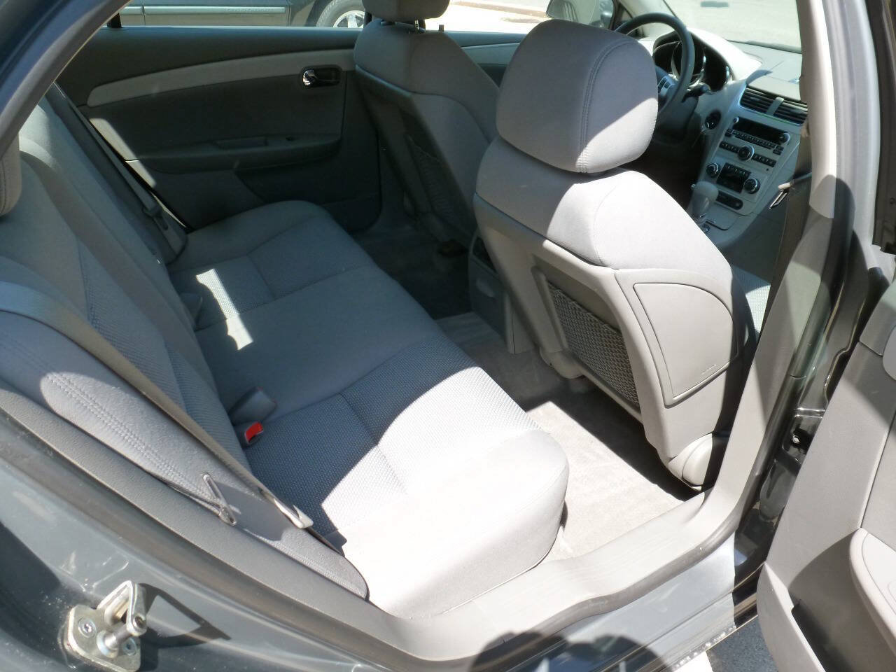 Used 2009 Chevrolet Malibu Hybrid FWD image 12