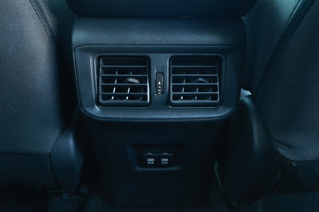 Used 2019 Toyota RAV4 XLE FWD image 30