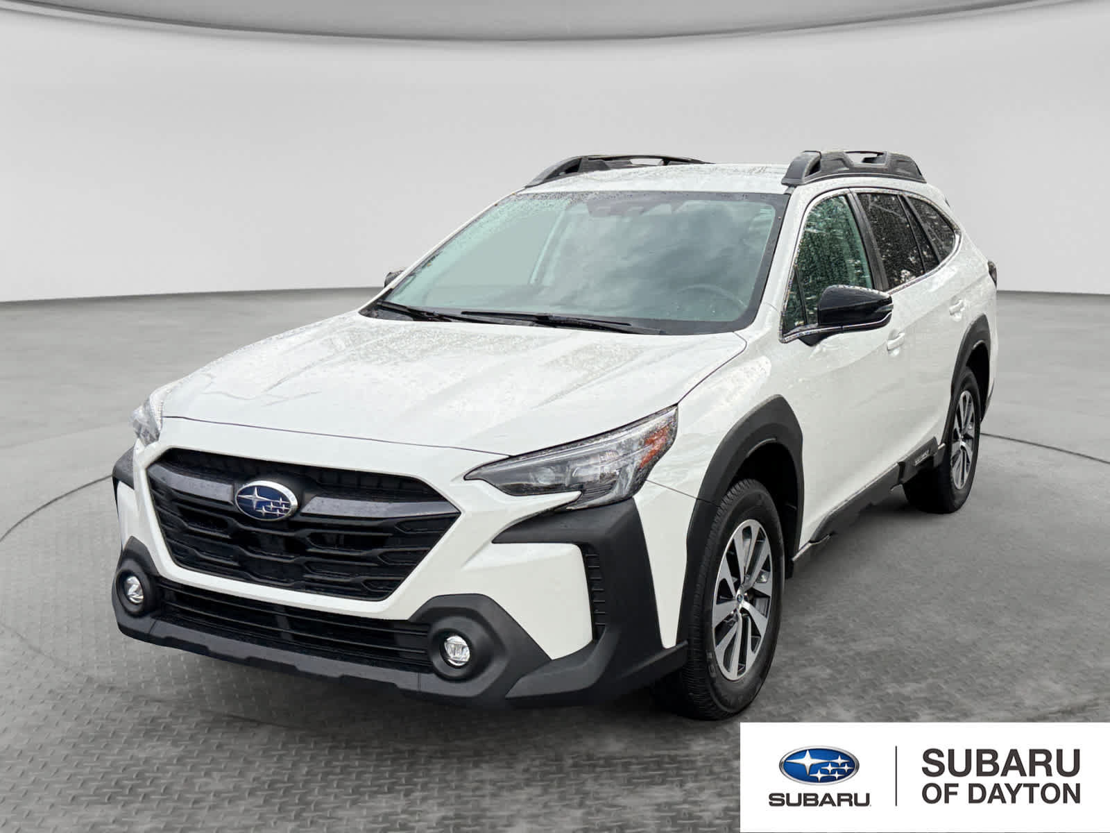 Used 2024 Subaru Outback Premium AWD/4WD image 1