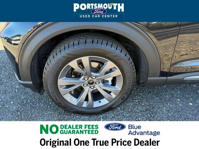 Used 2022 Ford Explorer XLT w/ Equipment Group 202A image 36