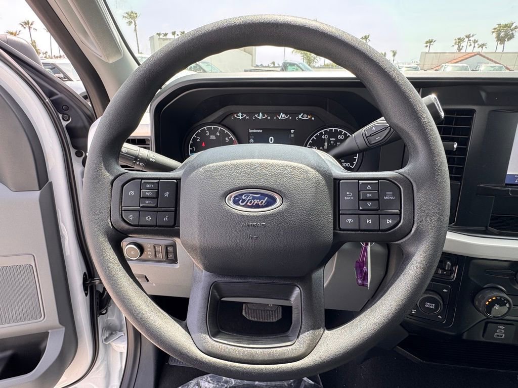 New 2025 Ford F350 XLT image 21