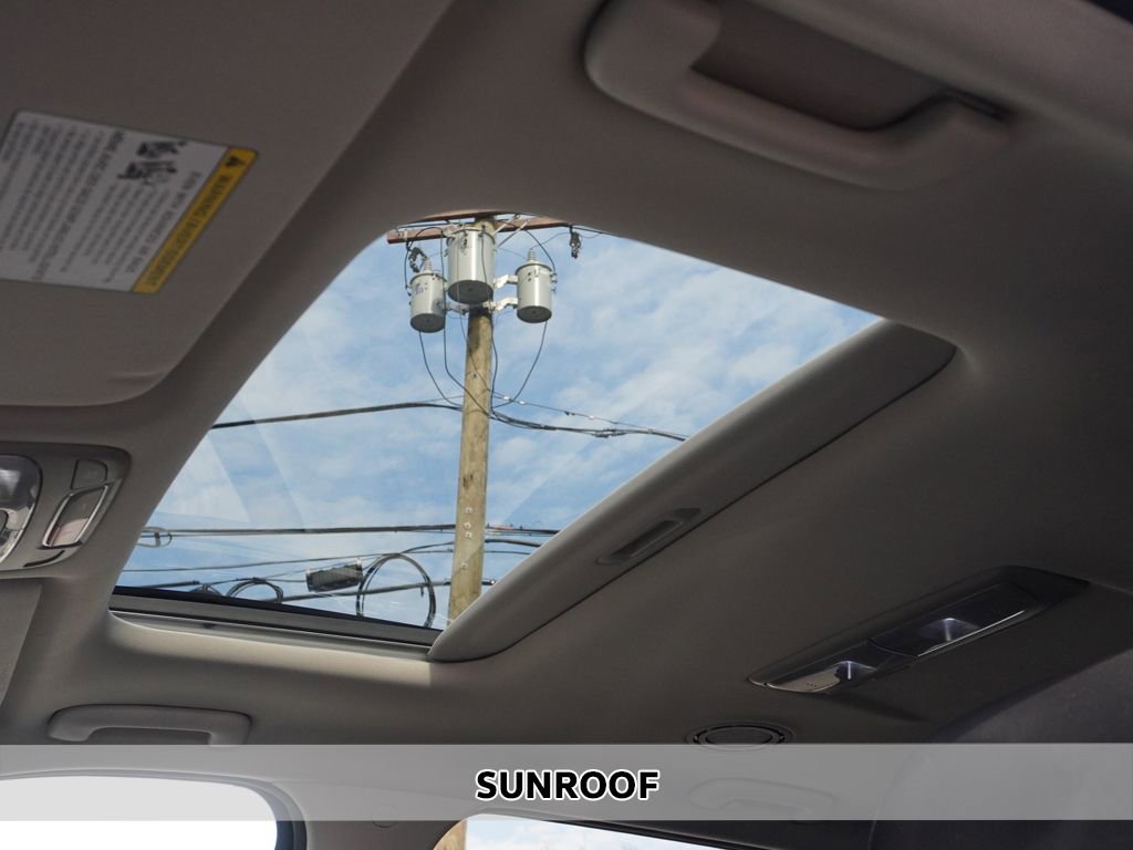 Used 2024 Kia Telluride S w/ S Sunroof Package image 4