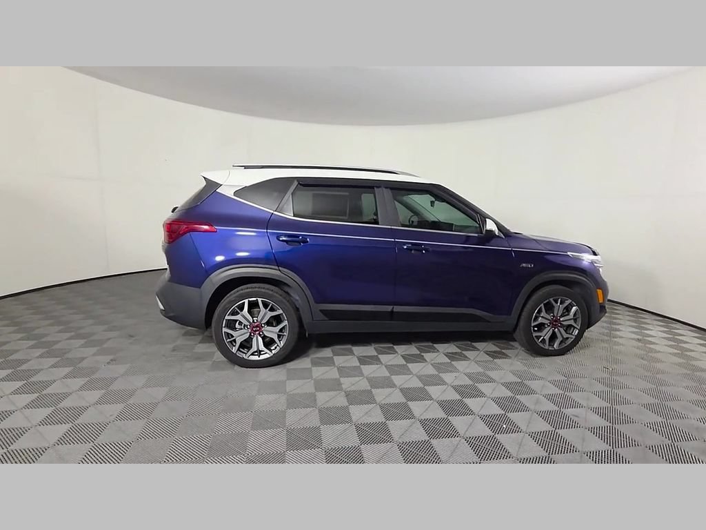 Used 2021 Kia Seltos S AWD/4WD image 36