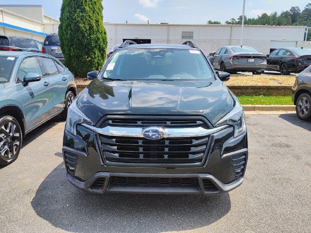 Used 2023 Subaru Ascent Limited AWD/4WD image 2