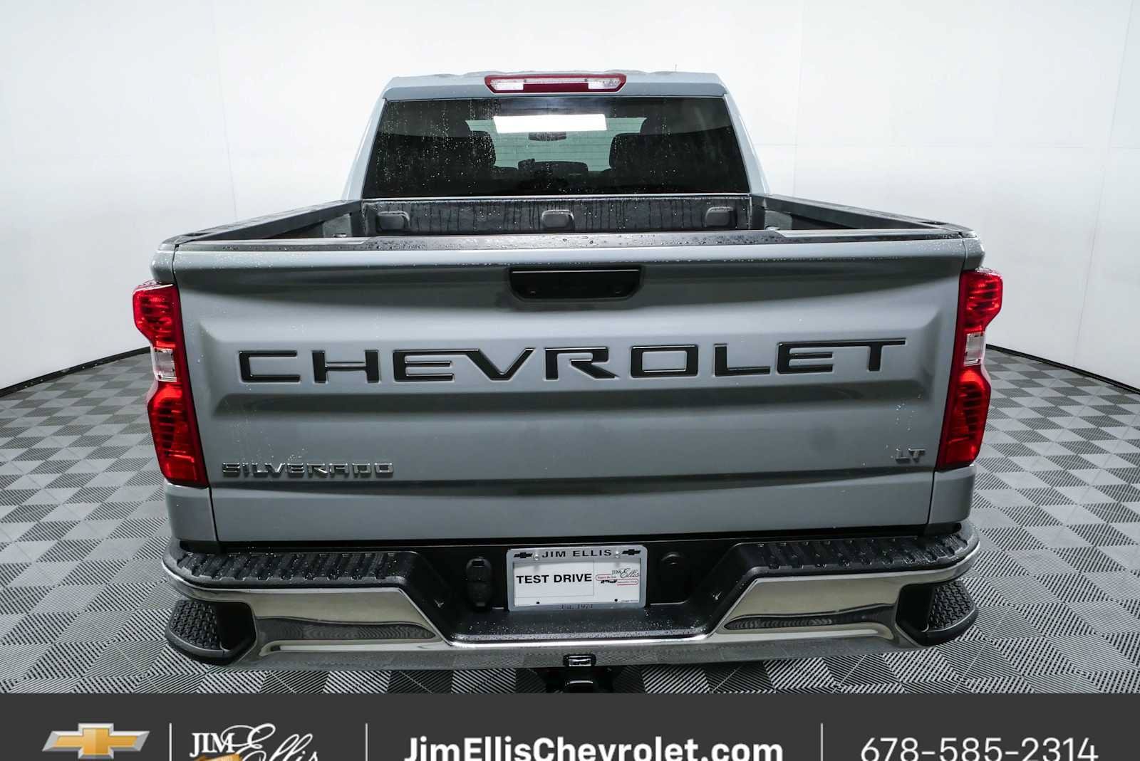 Certified 2024 Chevrolet Silverado 1500 LT AWD/4WD image 25