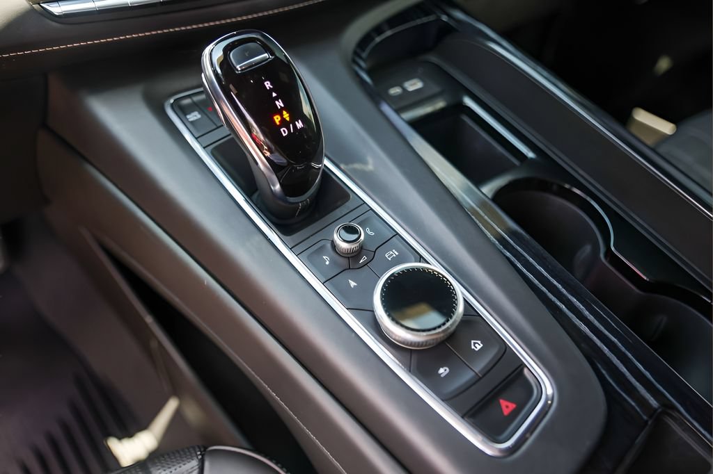 Certified 2023 Cadillac Escalade V AWD/4WD image 20