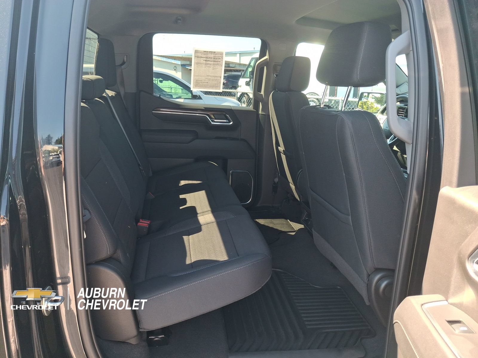 Certified 2025 Chevrolet Silverado 1500 LT AWD/4WD image 18