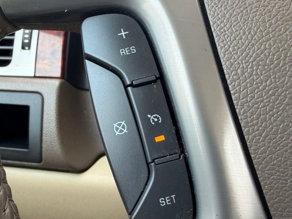 Used 2013 GMC Yukon SLT RWD image 18