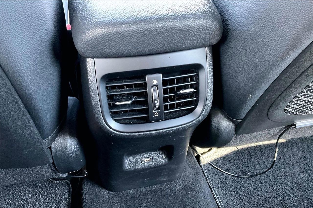 Used 2023 Kia Forte GT-Line w/ GT-Line Premium Package image 18