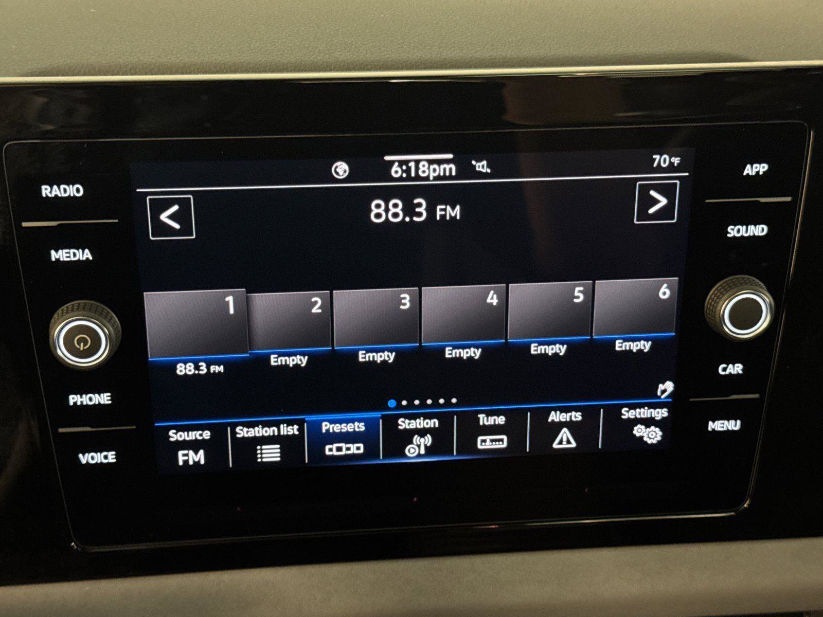 New 2026 Volkswagen Jetta SE image 16