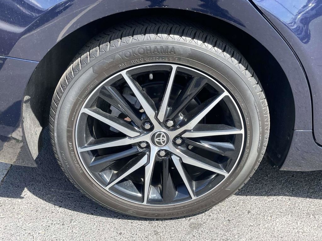 Used 2022 Toyota Camry SE w/ Convenience Package FWD image 25