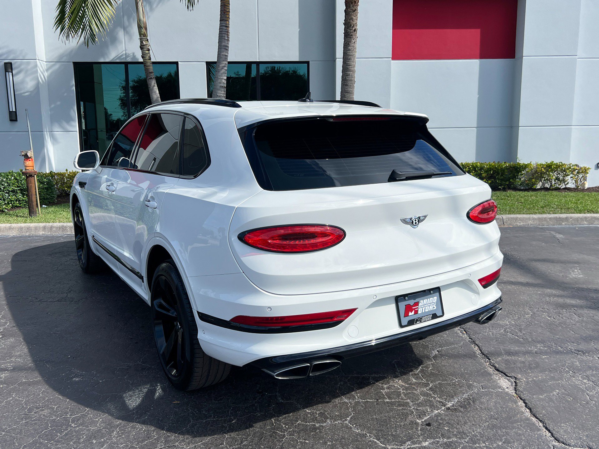 Used 2021 Bentley Bentayga image 10