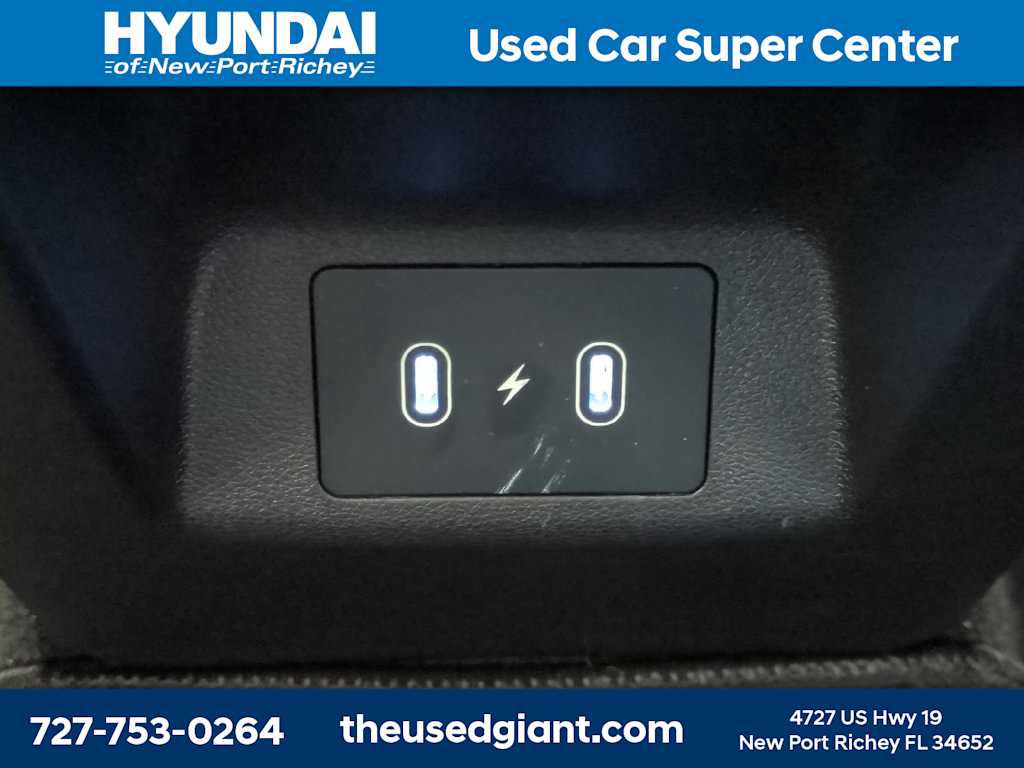 Used 2025 Hyundai Tucson SEL FWD image 16