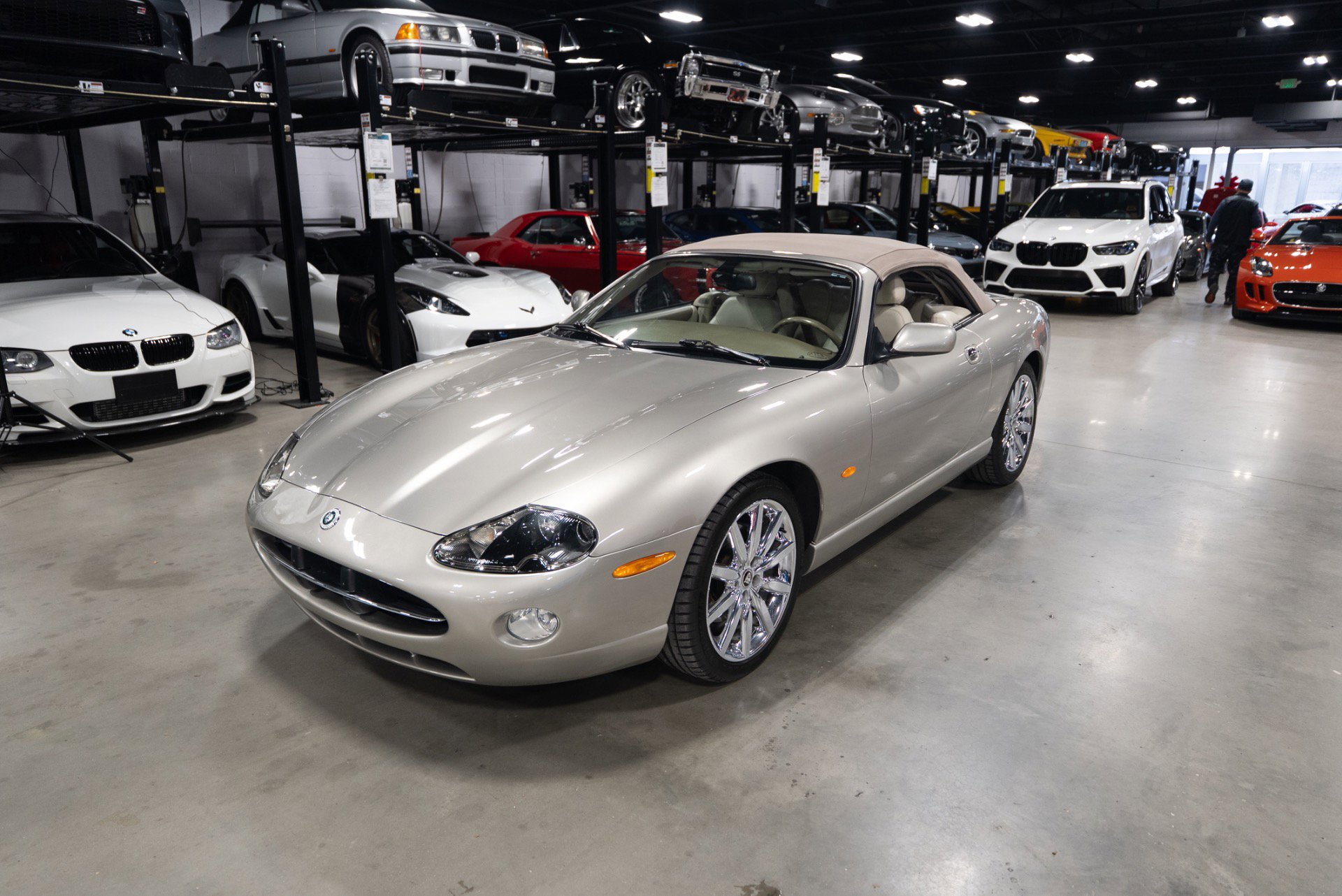 Used 2006 Jaguar XK8 Convertible image 2