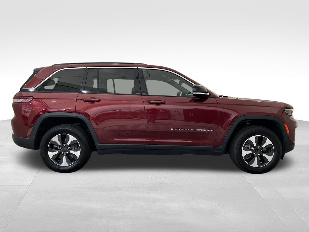 Used 2024 Jeep Grand Cherokee Limited 4xe AWD/4WD image 7
