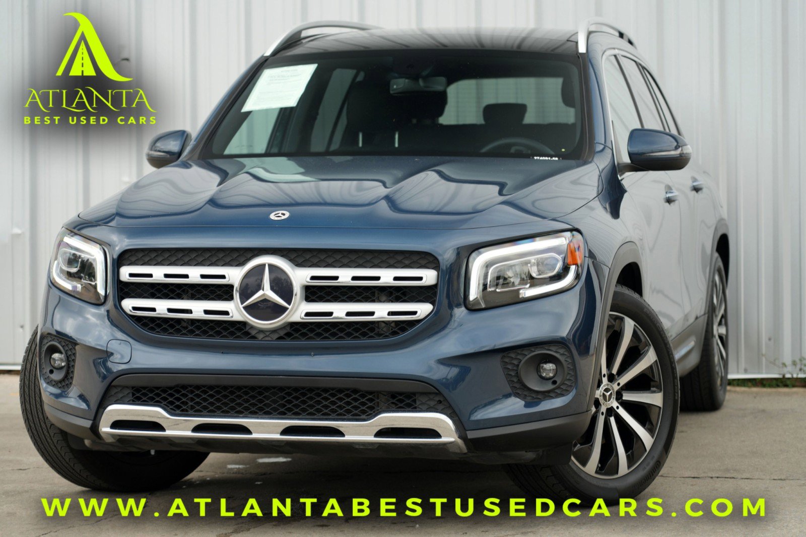 Used 2023 Mercedes-Benz GLB 250 w/ Premium Package image 1
