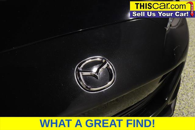 Used 2018 MAZDA MX-5 Miata RF Grand Touring RWD image 12
