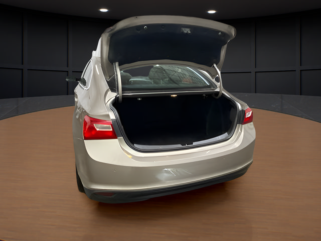 Used 2023 Chevrolet Malibu LT w/ Driver Confidence Package FWD image 7