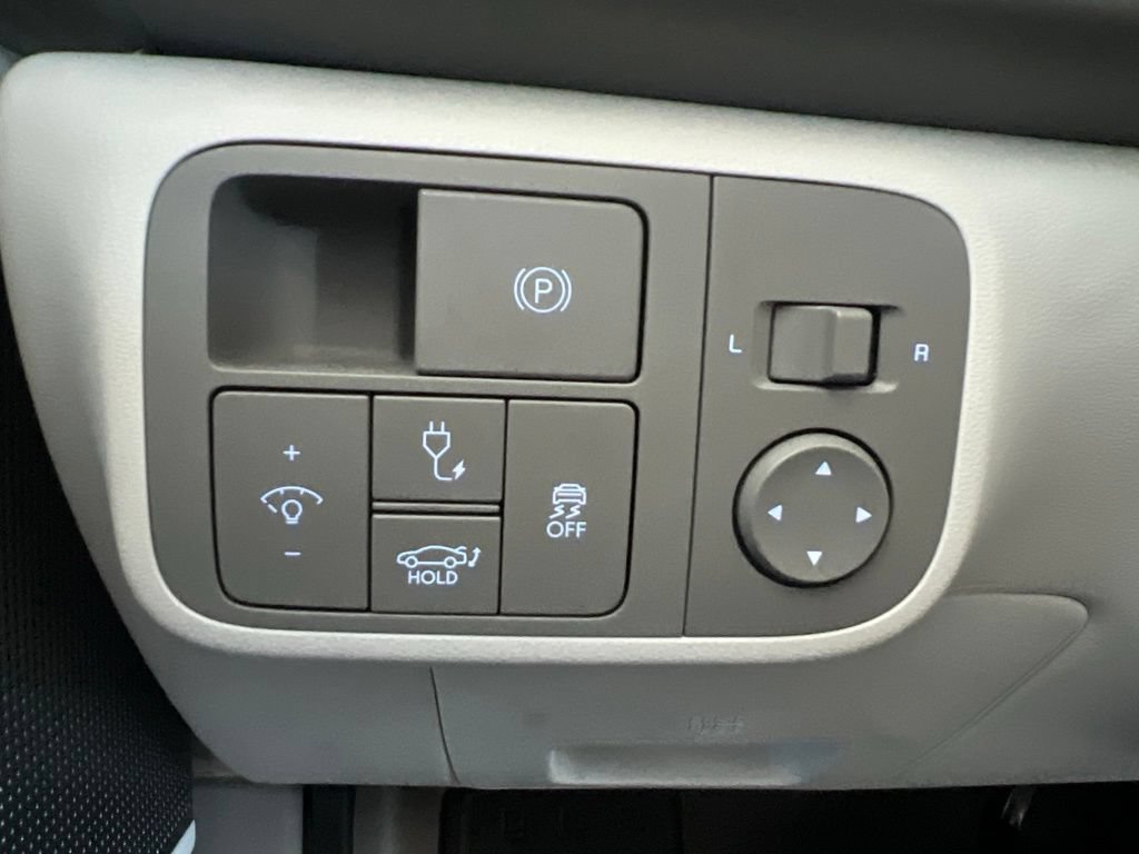 Used 2024 Hyundai Ioniq 6 SEL RWD image 62