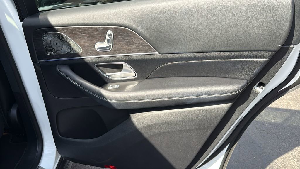 Certified 2024 Mercedes-Benz GLS 450 4MATIC image 16