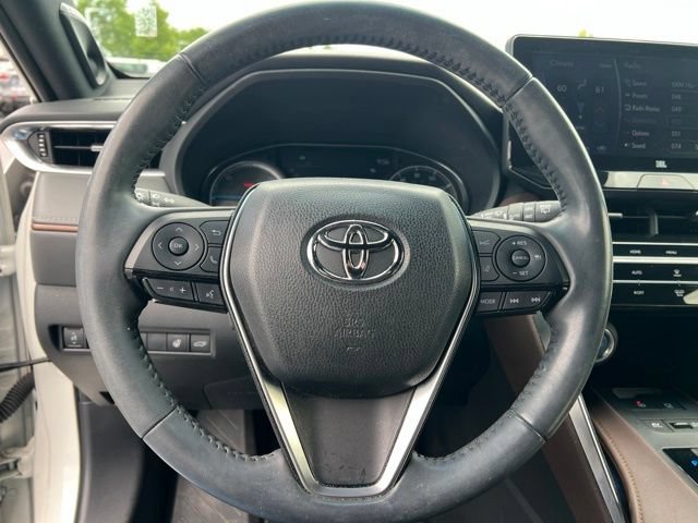 Used 2021 Toyota Venza Limited w/ Advanced Technology Package AWD/4WD image 13