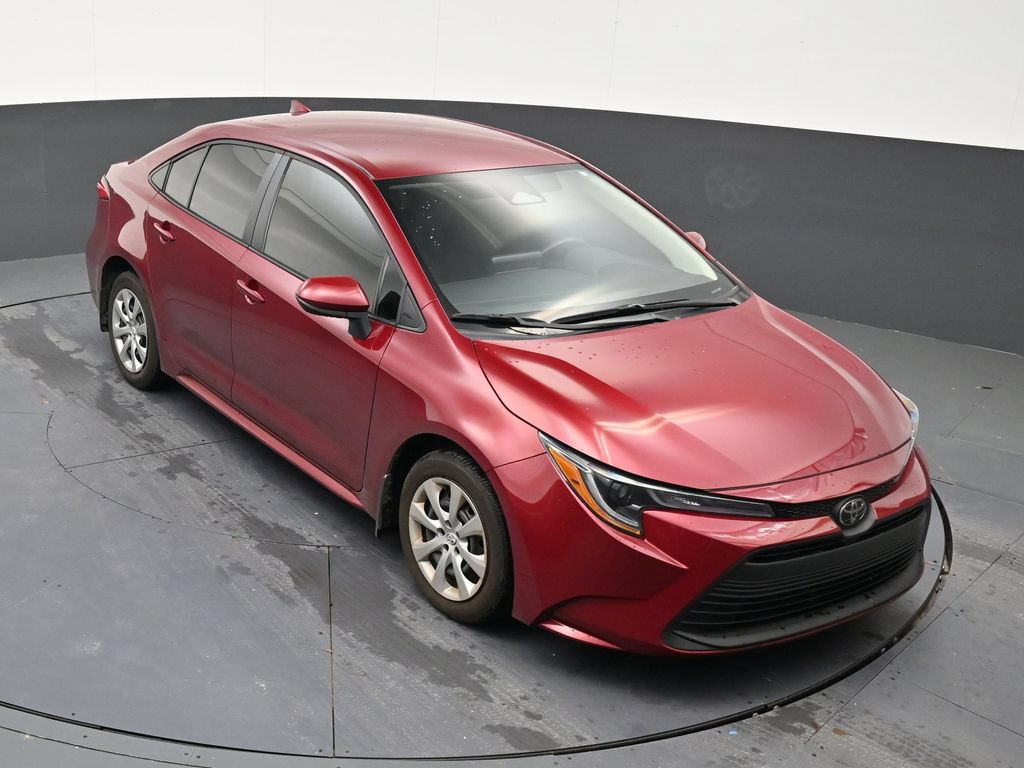 Used 2025 Toyota Corolla LE FWD image 18
