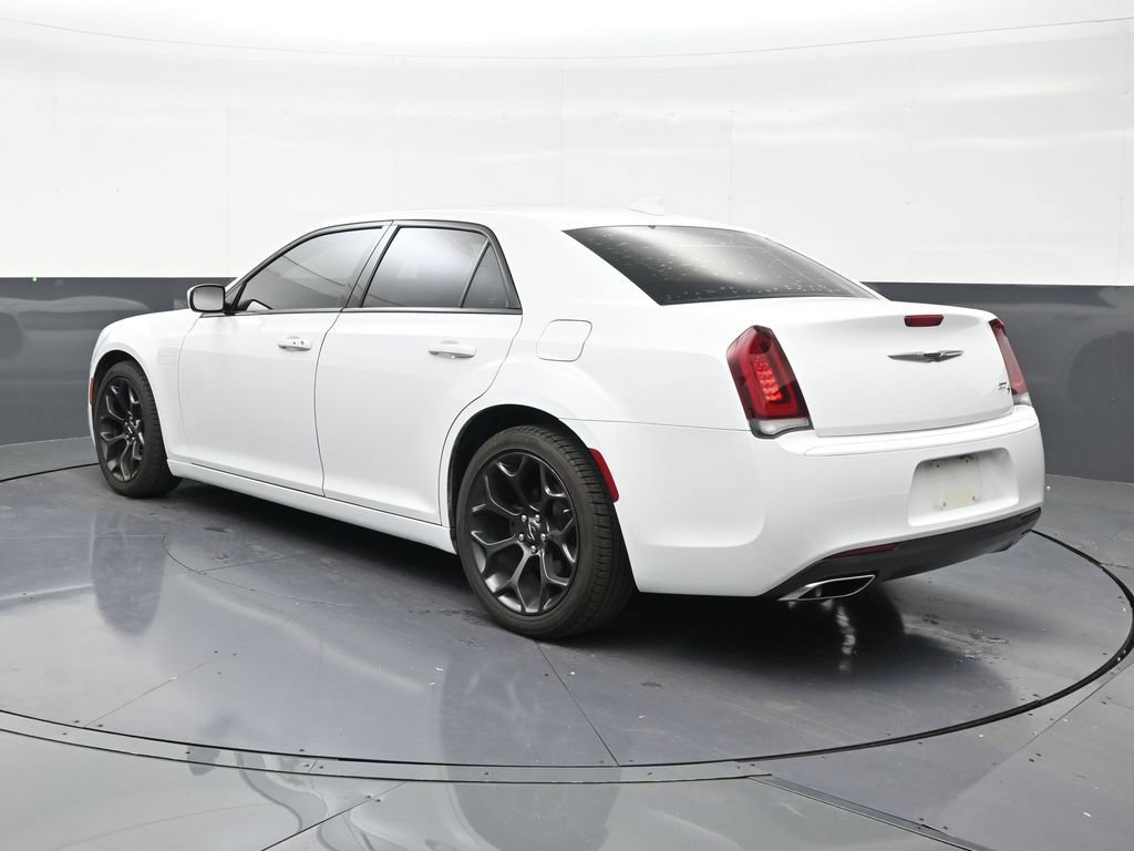 Used 2020 Chrysler 300 S RWD image 3
