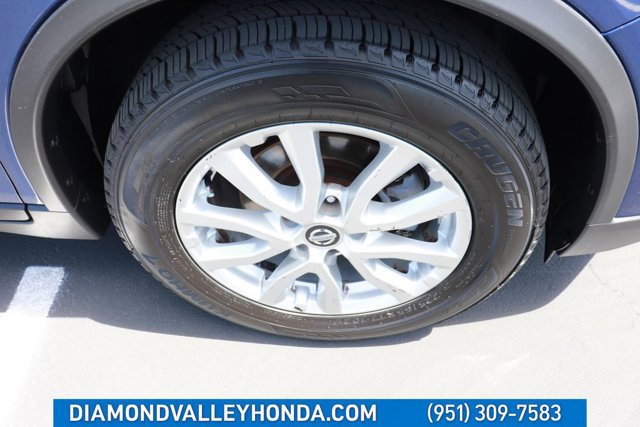 Used 2020 Nissan Rogue SV FWD image 29