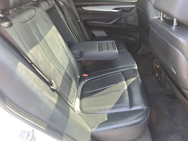 Used 2015 BMW X5 xDrive50i AWD/4WD image 37