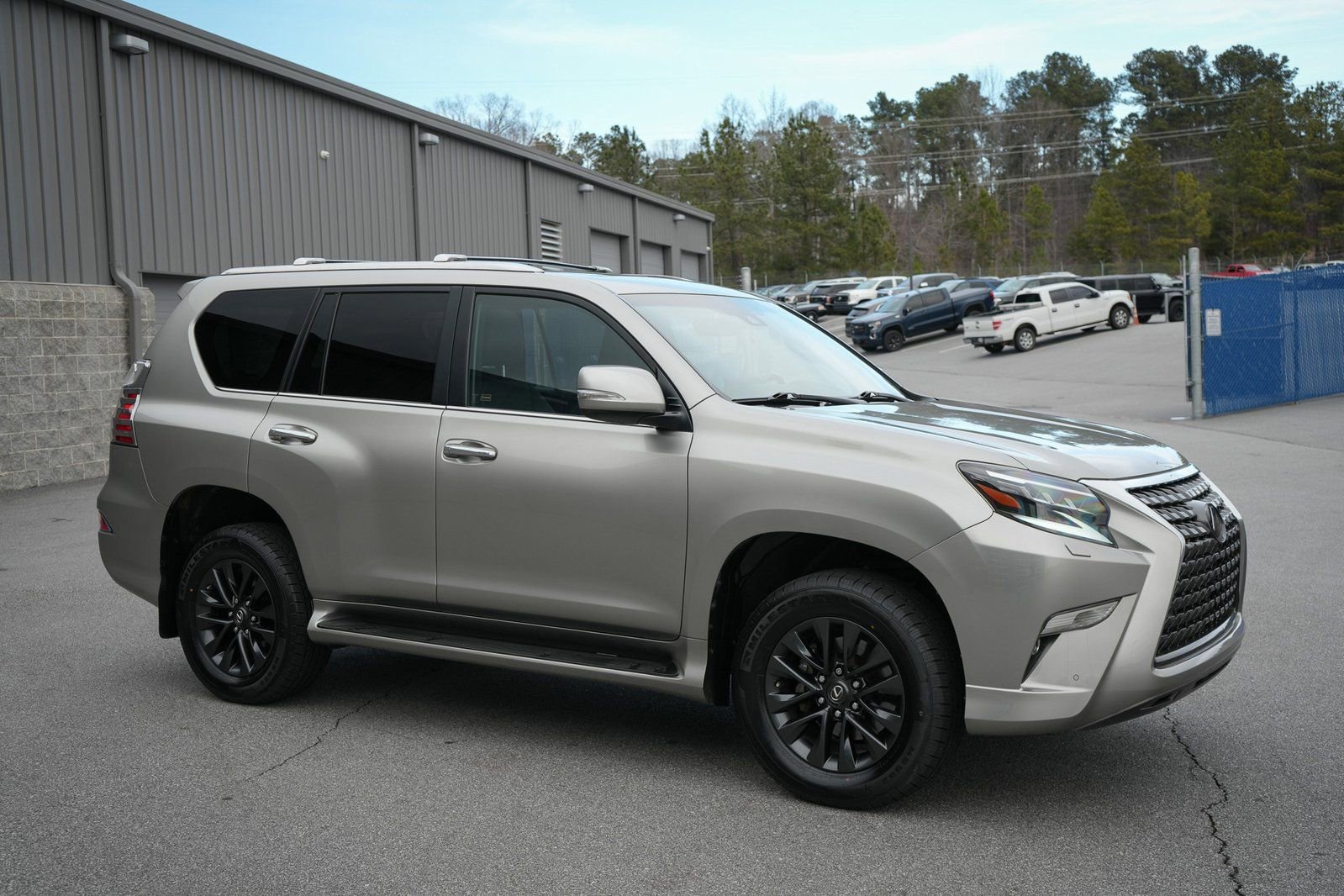 Used 2023 Lexus GX 460 Premium AWD/4WD image 12